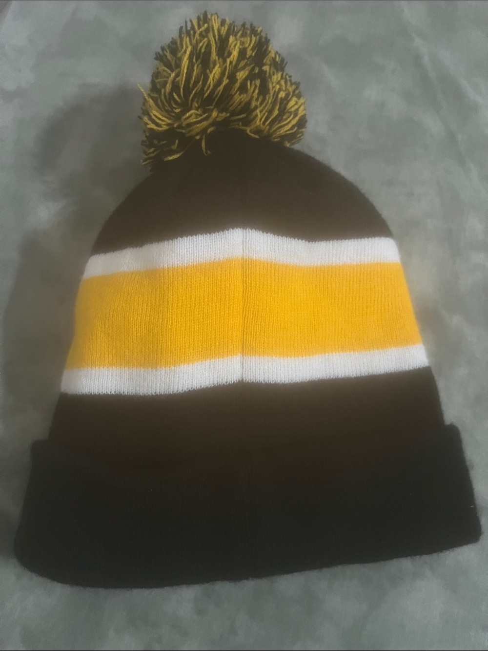 Shameless Showtime Pom Pom Beanie Hat Orange & Black 2021 NEW One Size - Picture 2 of 11